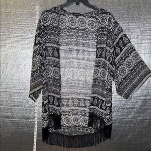 Notations Monochrome Patterned Kimono